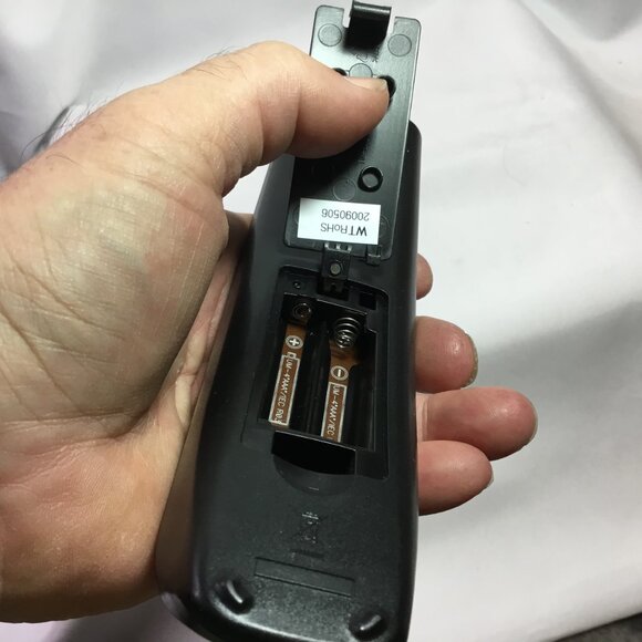 Genuine Samsung BN59-00857A Remote control - L25EMNKUY/ZA, L25EMNKUYZA, LN19B360 - Picture 5 of 5